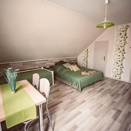 Primavera Vendegszobak *