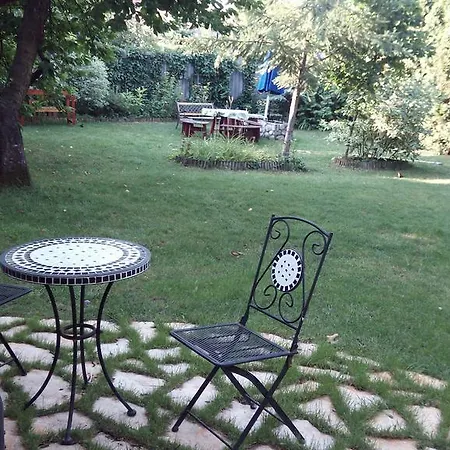 Primavera Vendegszobak Penzion