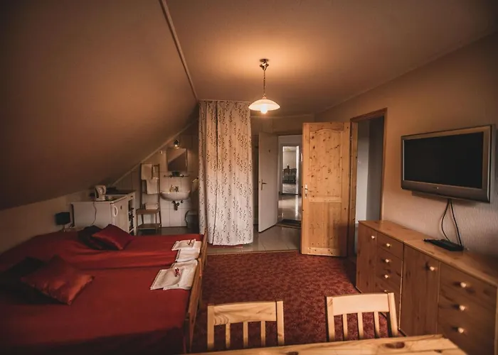 Primavera Vendegszobak * Eger